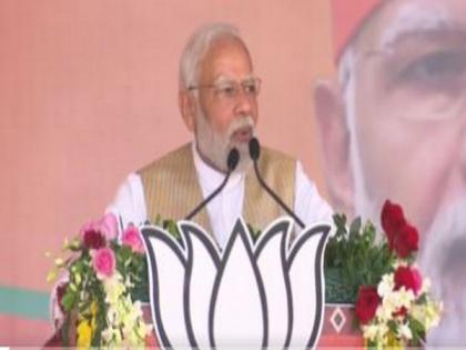 Gujarat polls: PM Modi flays Cong, lists BJP work at Amreli campaign | Gujarat polls: PM Modi flays Cong, lists BJP work at Amreli campaign Gujarat polls: PM Modi flays Cong, lists BJP work at Amreli campaign | Gujarat polls: PM Modi flays Cong, lists BJP work at Amreli campaign