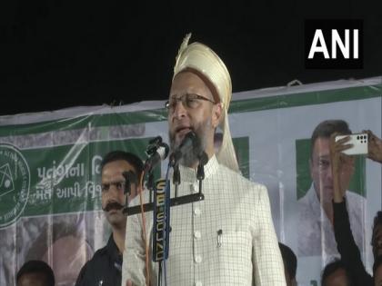 "Who is responsible for Morbi bridge incident..." Owaisi attacks BJP ahead of Gujarat polls | "Who is responsible for Morbi bridge incident..." Owaisi attacks BJP ahead of Gujarat polls