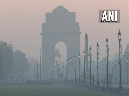 Delhi air quality improves to 'Poor' category with overall AQI at 286 | Delhi air quality improves to 'Poor' category with overall AQI at 286