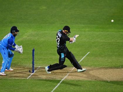 Fiery spells from Siraj, Arshdeep undo Conway-Phillips hard work, bundle out NZ for 160 in third T20I | Fiery spells from Siraj, Arshdeep undo Conway-Phillips hard work, bundle out NZ for 160 in third T20I