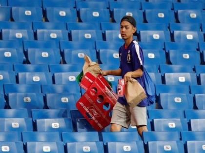 FIFA World Cup 2022: Japanese fans' heartwarming gesture of cleaning stadium after match | FIFA World Cup 2022: Japanese fans' heartwarming gesture of cleaning stadium after match