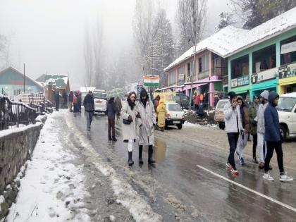 Sub-zero temperature of season recorded in Srinagar | Sub-zero temperature of season recorded in Srinagar