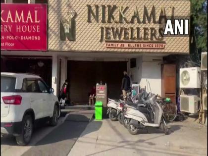 Income Tax raids premises of two jewellers in Punjab's Ludhiana | Income Tax raids premises of two jewellers in Punjab's Ludhiana