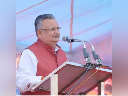Chhattisgarh CM Bhupesh Baghel's mother was never called to police station: Dr Raman Singh | Chhattisgarh CM Bhupesh Baghel's mother was never called to police station: Dr Raman Singh
