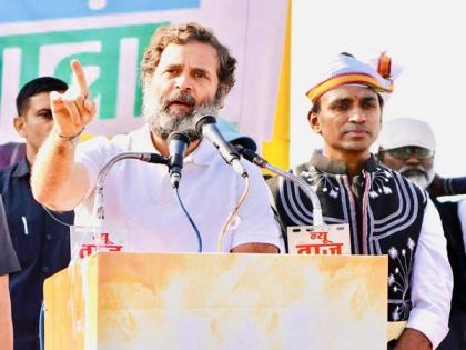 Rahul Gandhi pays tribute to 26/11 Mumbai terror attack martyrs | Rahul Gandhi pays tribute to 26/11 Mumbai terror attack martyrs Rahul Gandhi pays tribute to 26/11 Mumbai terror attack martyrs | Rahul Gandhi pays tribute to 26/11 Mumbai terror attack martyrs