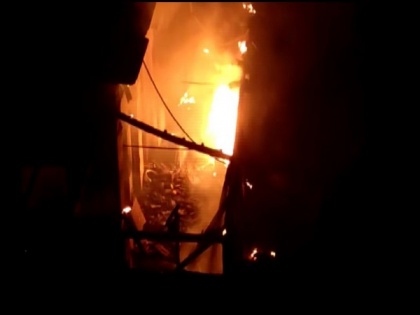 Fire in Kolkata's Tiretti Bazaar area doused, no casualties reported | Fire in Kolkata's Tiretti Bazaar area doused, no casualties reported