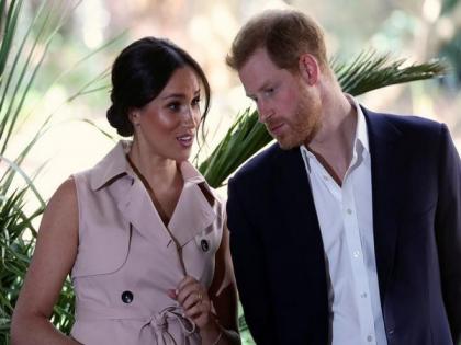Queen Elizabeth II was concerned that Prince Harry was "over-in-love" with Meghan: Biography | Queen Elizabeth II was concerned that Prince Harry was "over-in-love" with Meghan: Biography