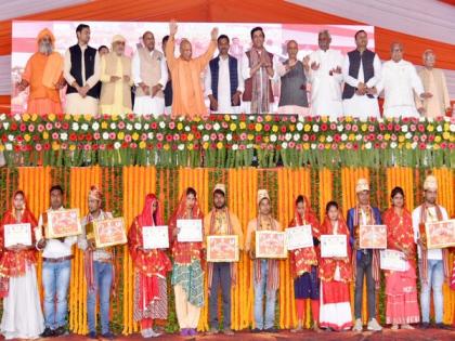 UP government successfully conducted 2 Lakh marriages in UP under Samoohik Vivah scheme: CM | UP government successfully conducted 2 Lakh marriages in UP under Samoohik Vivah scheme: CM UP government successfully conducted 2 Lakh marriages in UP under Samoohik Vivah scheme: CM | UP government successfully conducted 2 Lakh marriages in UP under Samoohik Vivah scheme: CM