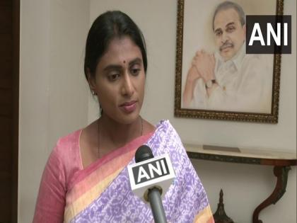 KCR is richest politician, Telangana govt most corrupt in India, says YS Sharmila | KCR is richest politician, Telangana govt most corrupt in India, says YS Sharmila KCR is richest politician, Telangana govt most corrupt in India, says YS Sharmila | KCR is richest politician, Telangana govt most corrupt in India, says YS Sharmila