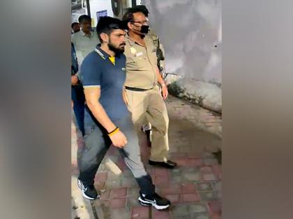 Court extends gangster Lawrence Bishnoi's NIA remand by another 4 days in terror link case | Court extends gangster Lawrence Bishnoi's NIA remand by another 4 days in terror link case