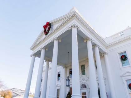 White House unveils the Bidens' holiday decorations on theme 'We the People' | White House unveils the Bidens' holiday decorations on theme 'We the People'
