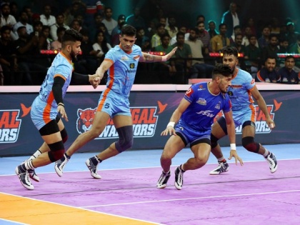 I work as ticket collector when not playing kabaddi: Bengal Warriors' Shubham Shinde | I work as ticket collector when not playing kabaddi: Bengal Warriors' Shubham Shinde