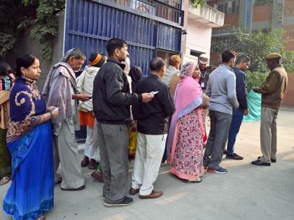 UP: Mainpuri sees 31.64 per cent voting till 1 pm | UP: Mainpuri sees 31.64 per cent voting till 1 pm