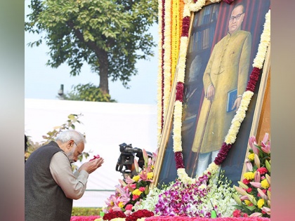 PM Modi pays homage to Dr Ambedkar on Mahaparinirvan Diwas | PM Modi pays homage to Dr Ambedkar on Mahaparinirvan Diwas
