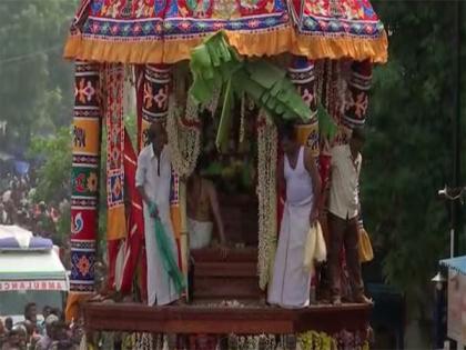 Karthigai Deepam Chariot festival held in Madurai | Karthigai Deepam Chariot festival held in Madurai