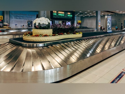 Plaints in baggage delays rise 55% over last year's: Ministry of Civil Aviation | Plaints in baggage delays rise 55% over last year's: Ministry of Civil Aviation