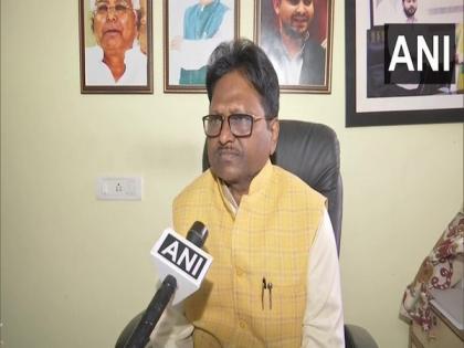 Former RJD MLA demands Bihar CM's resignation over loss in Kurhani by-polls | Former RJD MLA demands Bihar CM's resignation over loss in Kurhani by-polls