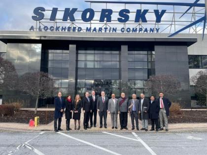 UP delegation visits Sikorsky's main plant in Connecticut, invites them to Global Investors Summit | UP delegation visits Sikorsky's main plant in Connecticut, invites them to Global Investors Summit