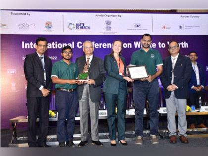Green Worms wins the 3R Award for Excellence in Innovative solutions at the International Conference on Waste to Worth | Green Worms wins the 3R Award for Excellence in Innovative solutions at the International Conference on Waste to Worth