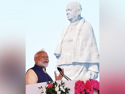 PM pays tribute to 'Iron Man' of India on his death anniversary | PM pays tribute to 'Iron Man' of India on his death anniversary