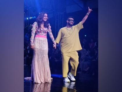 Shehnaaz Gill brings high-fashion splendour to ramp, turns showstopper for Ken Ferns | Shehnaaz Gill brings high-fashion splendour to ramp, turns showstopper for Ken Ferns