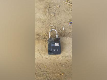 Nothing 'suspicious' found from unidentified bag near Paschim Vihar hotel: Delhi Police | Nothing 'suspicious' found from unidentified bag near Paschim Vihar hotel: Delhi Police Nothing 'suspicious' found from unidentified bag near Paschim Vihar hotel: Delhi Police | Nothing 'suspicious' found from unidentified bag near Paschim Vihar hotel: Delhi Police