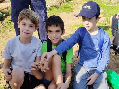 2,000 Year-Old Candle found by fourth-grade students excites Israeli archaeologists | 2,000 Year-Old Candle found by fourth-grade students excites Israeli archaeologists