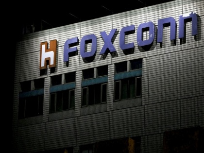 Taiwan to fine Apple supplier Foxconn for unauthorized investment from China | Taiwan to fine Apple supplier Foxconn for unauthorized investment from China
