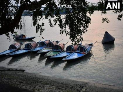 Kolkata to hold Ganga Aarti on the lines of Varanasi soon, says Minister | Kolkata to hold Ganga Aarti on the lines of Varanasi soon, says Minister Kolkata to hold Ganga Aarti on the lines of Varanasi soon, says Minister | Kolkata to hold Ganga Aarti on the lines of Varanasi soon, says Minister