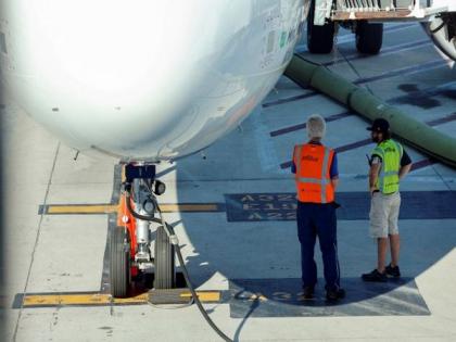 UK: Man found dead in undercarriage of plane at Gatwick airport | UK: Man found dead in undercarriage of plane at Gatwick airport