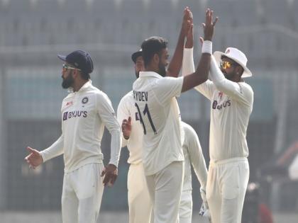 BAN vs IND, 2nd Test: Early strikes put visitors in command; Zakir, Litton take hosts to 71/4 (Lunch, Day 3) | BAN vs IND, 2nd Test: Early strikes put visitors in command; Zakir, Litton take hosts to 71/4 (Lunch, Day 3)