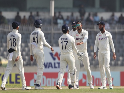 BAN vs IND, 2nd Test: India in command after bowlers wreck Bangladesh; Litton takes hosts to 195/7 (Tea, Day 3) | BAN vs IND, 2nd Test: India in command after bowlers wreck Bangladesh; Litton takes hosts to 195/7 (Tea, Day 3)