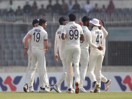 BAN vs IND, 2nd Test: Hosts strike early to leave visitors reeling; needing 100 more to win (Stumps, Day 3) | BAN vs IND, 2nd Test: Hosts strike early to leave visitors reeling; needing 100 more to win (Stumps, Day 3)