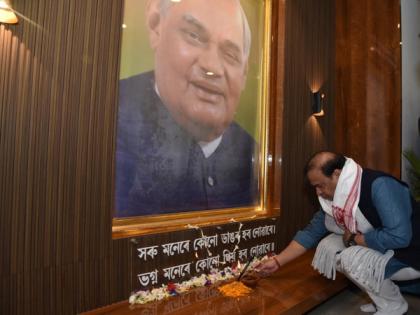 Assam CM pays floral tributes to late PM Atal Bihari Vajpayee | Assam CM pays floral tributes to late PM Atal Bihari Vajpayee