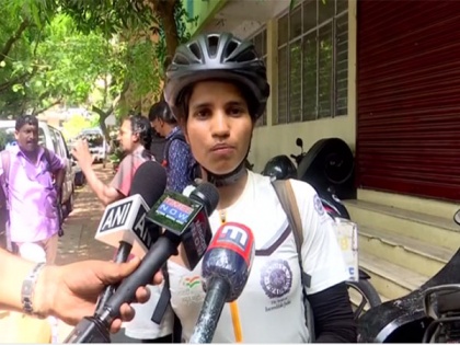 Madhya Pradesh woman pedals across nation to spread message of women's empowerment | Madhya Pradesh woman pedals across nation to spread message of women's empowerment