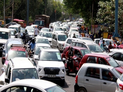 Chandigarh: Location tracking devices and panic buttons mandatory for public vehicles from Jan 31, 2023 | Chandigarh: Location tracking devices and panic buttons mandatory for public vehicles from Jan 31, 2023