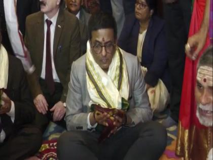 Andhra: CJI Chandrachud visits Vijayawada's Durga devi temple | Andhra: CJI Chandrachud visits Vijayawada's Durga devi temple Andhra: CJI Chandrachud visits Vijayawada's Durga devi temple | Andhra: CJI Chandrachud visits Vijayawada's Durga devi temple