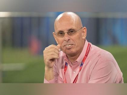 ISL: East Bengal FC head coach heap praise after first home win against Bengaluru FC | ISL: East Bengal FC head coach heap praise after first home win against Bengaluru FC