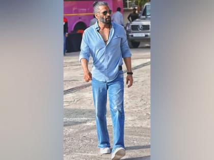 Suniel Shetty visits Bandhavgarh National Park | Suniel Shetty visits Bandhavgarh National Park