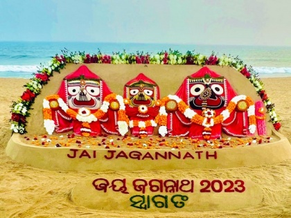 Odisha: Sudarsan Pattnaik welcomes New Year with sand sculpture of Lord Jagannath | Odisha: Sudarsan Pattnaik welcomes New Year with sand sculpture of Lord Jagannath