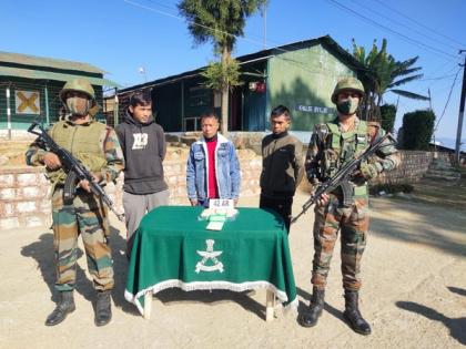 Assam Rifles stops smuggling bid, recover drugs worth 31 lakh | Assam Rifles stops smuggling bid, recover drugs worth 31 lakh