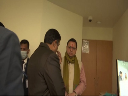 CM Dhami visits hospital in Dehradun to see injured Rishabh Pant | CM Dhami visits hospital in Dehradun to see injured Rishabh Pant