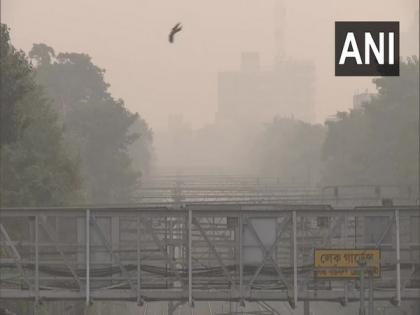 Cold wave, fog conditions continue to prevail in parts of Kolkata | Cold wave, fog conditions continue to prevail in parts of Kolkata