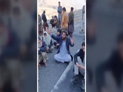 Protests intensify in PoK's Gilgit-Baltistan over land grabbing, heavy taxes | Protests intensify in PoK's Gilgit-Baltistan over land grabbing, heavy taxes