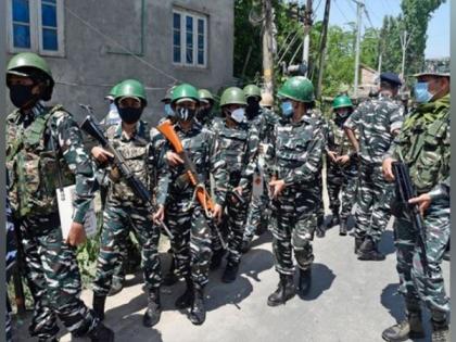 Amid attacks on civilians, Centre to deploy 18 additional CRPF companies in J-K | Amid attacks on civilians, Centre to deploy 18 additional CRPF companies in J-K