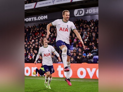 Harry Kane's brace helps Tottenham Hotspur thump Crystal Palace 4-0 | Harry Kane's brace helps Tottenham Hotspur thump Crystal Palace 4-0
