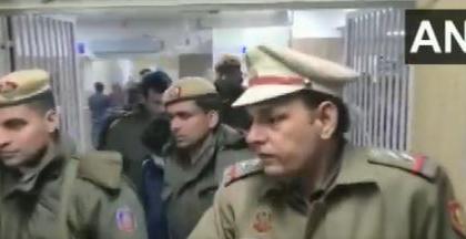 Kanjhawala death case: 5 accused taken to hospital at night for medical examination | Kanjhawala death case: 5 accused taken to hospital at night for medical examination