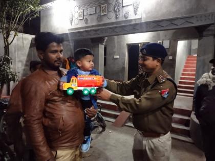 Indian Railway brings back joy to 19-month kid by reuniting him with his lost toy | Indian Railway brings back joy to 19-month kid by reuniting him with his lost toy