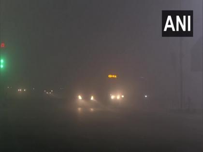 North India fogged out : Air and rail traffic affected | North India fogged out : Air and rail traffic affected