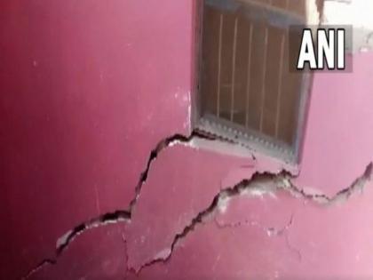 After Joshimath, cracks appear in houses in Uttarakhand's Karnprayag, people seek govt help | After Joshimath, cracks appear in houses in Uttarakhand's Karnprayag, people seek govt help